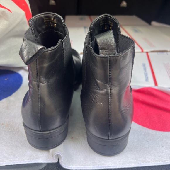 ALDO BOOTIES - Picture 4 of 6